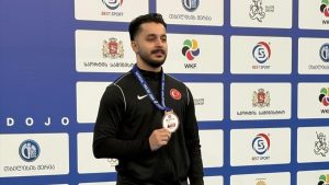 Milli karateciler Gürcistan’da 2 madalya aldı