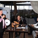 Notalardan gönüllere uzanan “Saygınlar” korosu