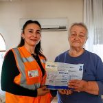 Otobüste unutulan cüzdan Büyükşehir ekiplerince sahibine teslim edildi