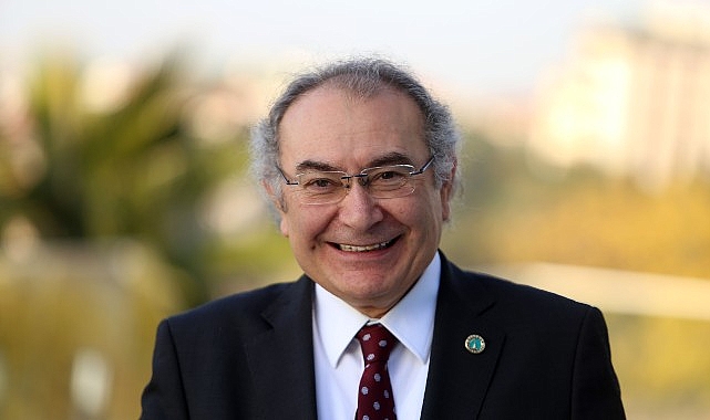 Prof. Dr. Nevzat Tarhan: “Dijital dünya, görünmezlik pelerini ile hata yaptırıyor”