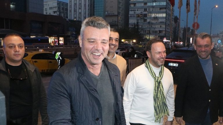 Sadettin Saran, spor şube polislerine espri yaptı