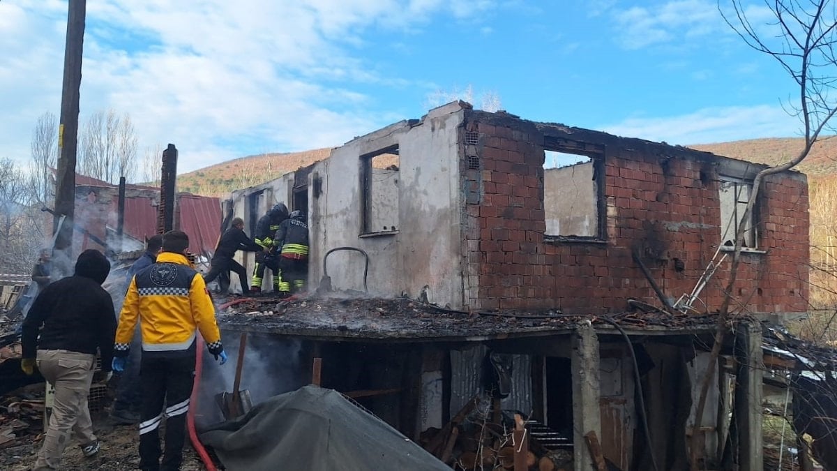 Samsun’da evde çıkan yangında 2 kişi hayatını kaybetti