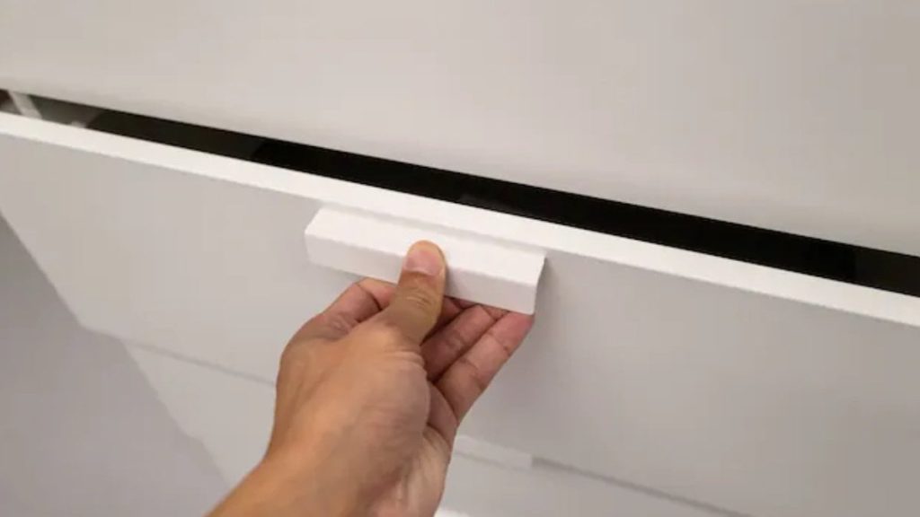 Sararan kulpları beyazlatmanın en kolay yolu! Çamaşır suyundan bile daha etkili