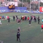 Sarıyer’de amatör maçta stadyum karıştı: Futbolcularla taraftarlar birbirine girdi