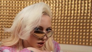 Şarkıcı Ece Seçkin Finlandiya’ya gitti