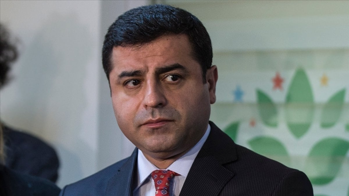 Selahattin Demirtaş’a ‘Cumhurbaşkanına hakaret’ suçundan hapis cezası