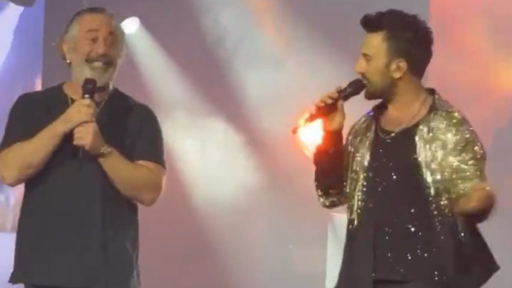 Tarkan konserinde Cem Yılmaz sürprizi