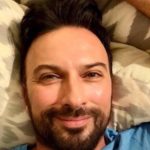 Tarkan’dan konser sonrası dinlenme pozu