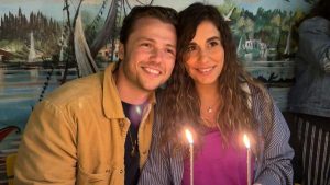 Tolga Sarıtaş ve eşinden romantik paylaşım geldi