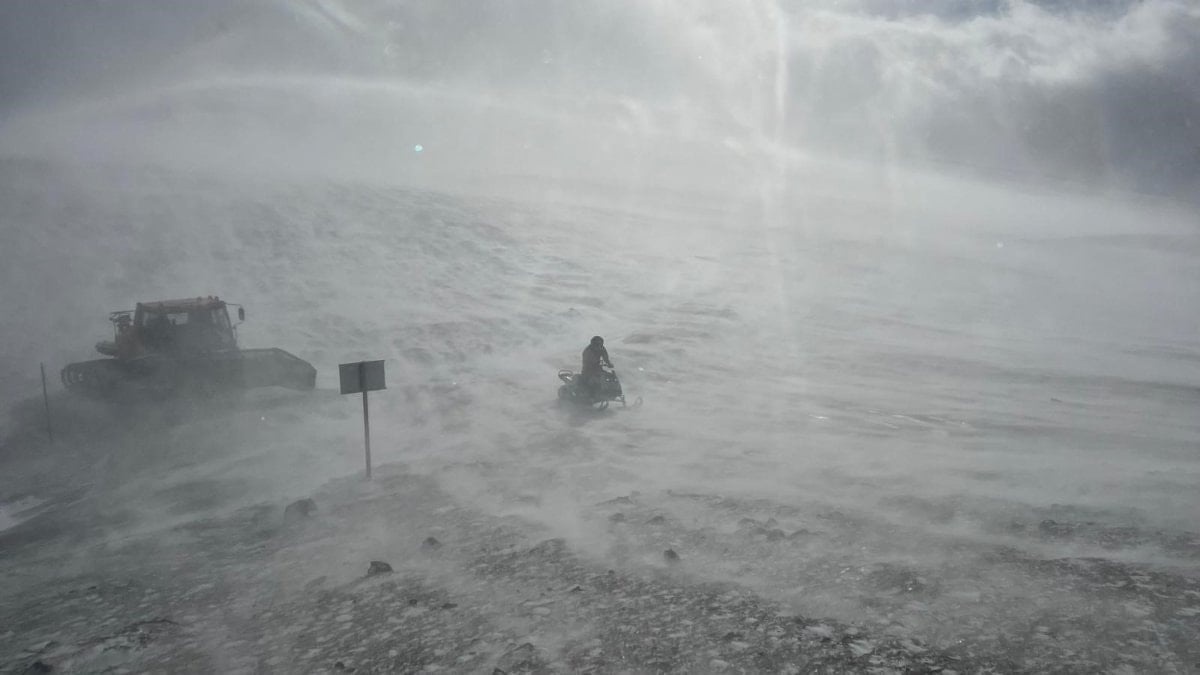 Trabzon’un yükseklerinde kar fırtınası etkili oluyor