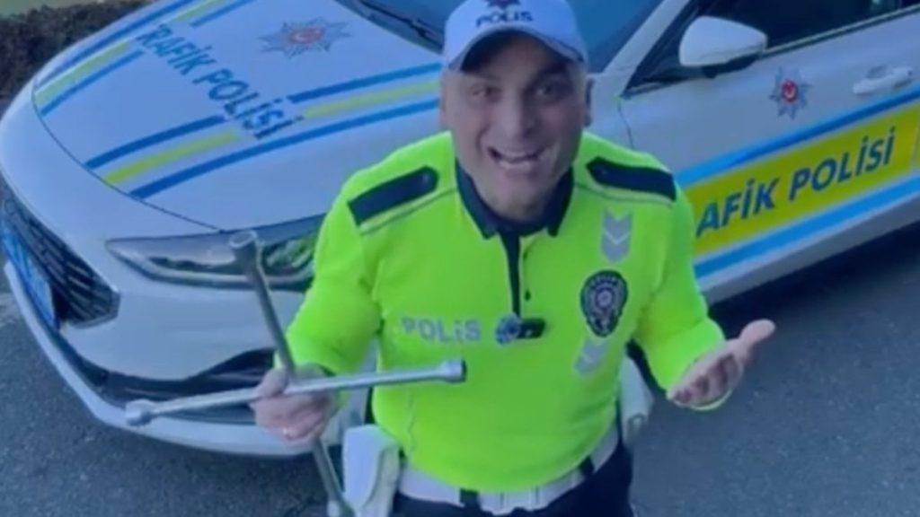 Trafik videoları ceza getirdi: Polis memuruna ikinci maaş kesintisi