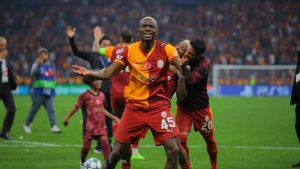 Victor Osimhen, rekor için Manchester City maçına çıkacak