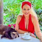 Yeliz Yeşilmen’in dekolte tepkisi! Gökçe Bahadır’ı eleştirdi