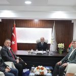 Yılın son gününde Başkan Tugay’la dayanışma sofrasında buluştular