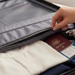 Yıllardır yanlış biliyormuşuz: İşte valiz içindeki o fermuarın gerçek amacı…