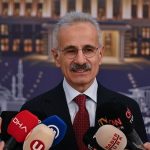 Abdulkadir Uraloğlu: 15 yaş altının sosyal medyada zaman geçirmesini istemiyoruz