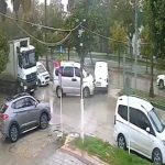 Adana’da Barış Bulvarı’nda bitmeyen kazalar: Esnaf çözüm istiyor