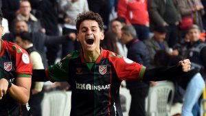 Adem Yeşilyurt’u Fenerbahçe kaptı