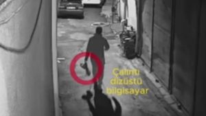 Afyonkarahisar’da gece yarısı dolmuş ve evi soydu: Kameralar ele verdi