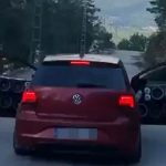 Antalya’da otomobilin kapıları açık ilerledi: 15 yaşındaki sürücüye 60 bin TL ceza