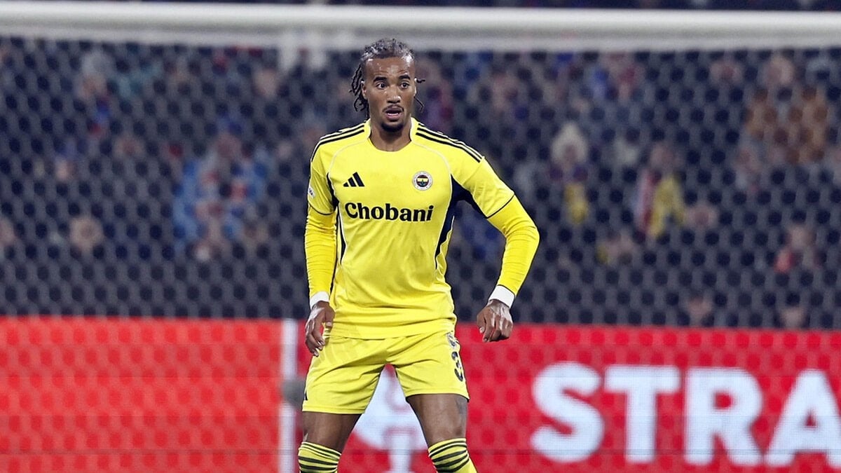 Archie Brown, yaklaşık 2,5 ay sonra oynadı