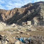 Artvin’de baraj suları çekildi, köy ortaya çıktı