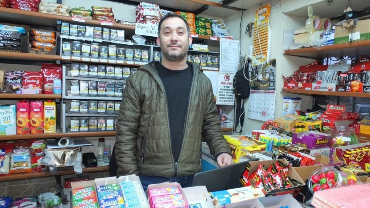 Balıkesir’de dede mesleği bakkallık yaşatılıyor