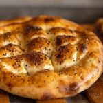 Bayatlayan pideyi pamuk gibi yapmanın tek yolu: Fırından yeni çıkmış gibi olacak…