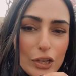 BBC’de görev yapan gazeteci İran’ı başörtüsü takmadan dolaştı