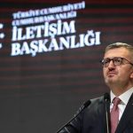 Burhanettin Duran: Türkiye barışın ve istikrarın yanında