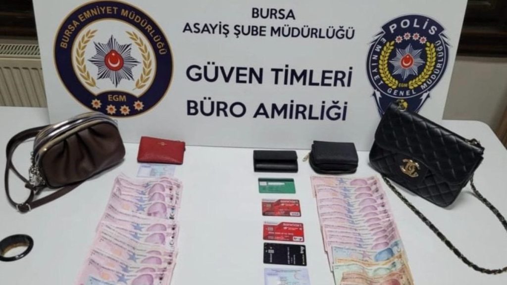 Bursa’da bebek arabasından çanta çalan şahıs yakalandı