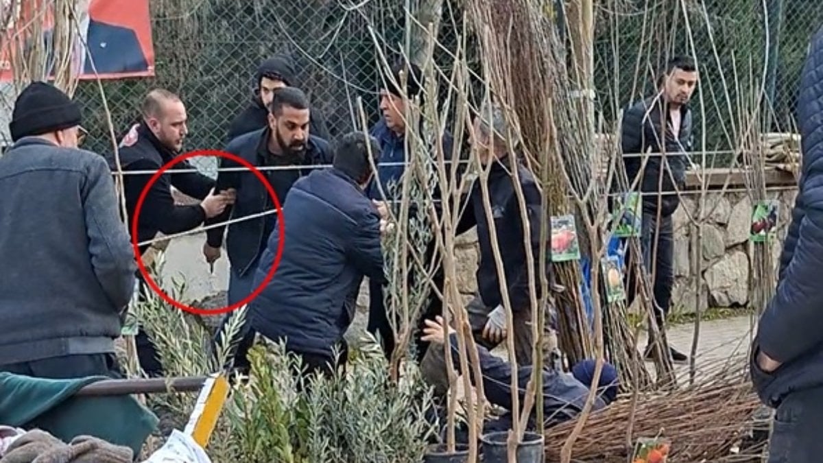 Bursa’da seyyar satıcılar, kendilerini uyaran zabıtalara bıçakla saldırdı