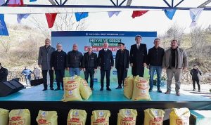 Büyükakın: “Çiftçimizin, üreticimizin her zaman yanındayız”