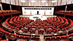 CHP, yılda 2 kez memurlara ikramiye ödenmesi için teklif verdi