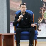 Cihan Aydın, Bursa’da gençlerle tecrübelerini paylaştı