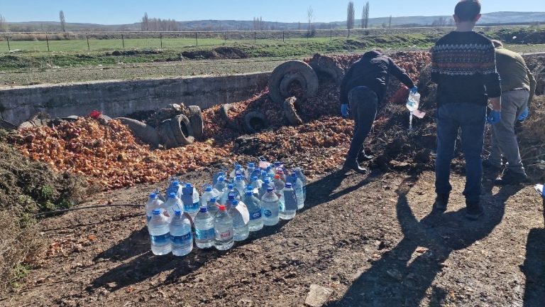 Çorum’da 180 litre kaçak alkol imha edildi