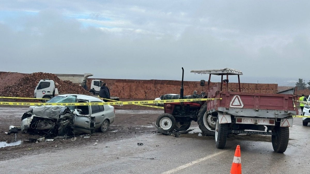 Çorum’da traktör ile otomobilin çarpıştığı kazada 1 kişi hayatını kaybetti