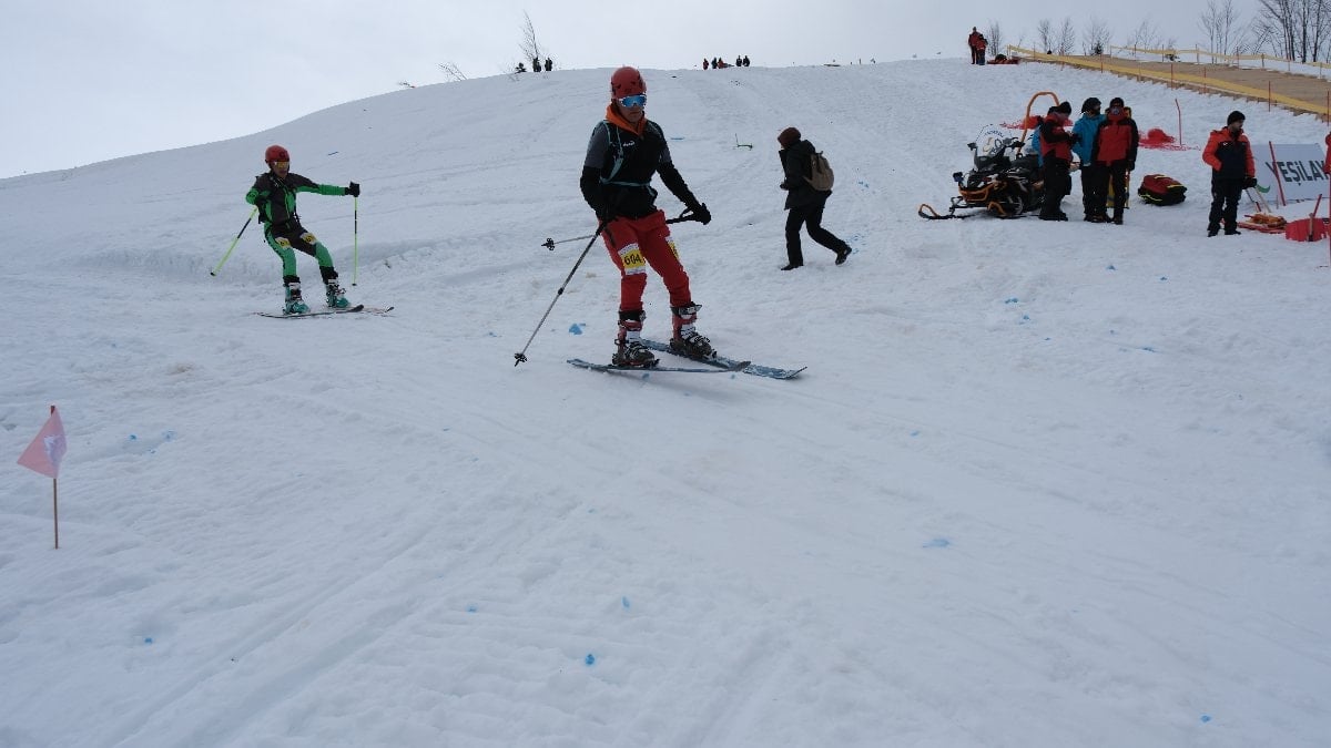 Dağ Kayağı Türkiye Şampiyonası Rize’de start aldı