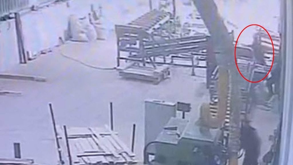 Denizli’de başına tahta isabet eden işçi hayatını kaybetti