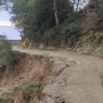 Denizli’de bozuk yol yağışların ardından çileye döndü