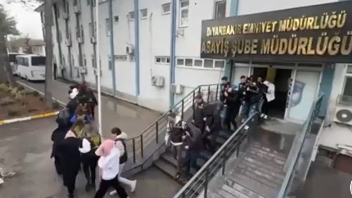 Diyarbakır merkezli 3 ilde fuhuş operasyonu: 12 şüpheli tutuklandı