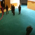 Diyarbakır’da ayakkabılarını bulamayan şahıs camii görevlilerine saldırdı