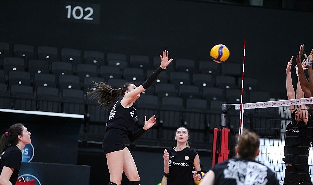 Eczacıbaşı Dynavit, Beşiktaş karşısında filede