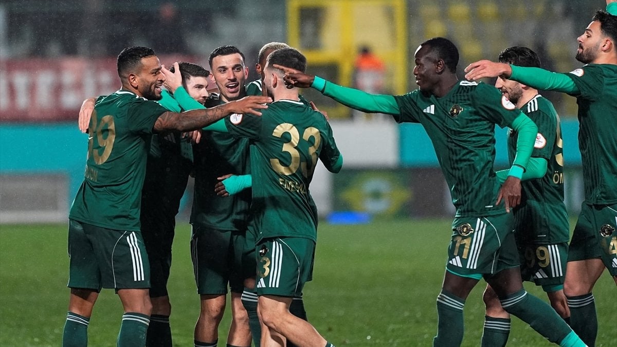 Esenler Erokspor’a Ümraniyespor karşısında tek gol yetti