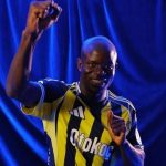 Fenerbahçe, N’Golo Kante için imza töreni düzenledi