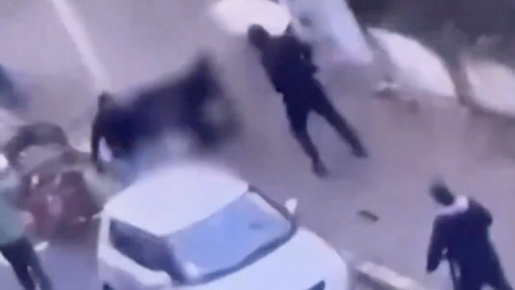 Fransa’da bir grup tarafından darbedilen genç hayatını kaybetti