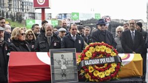 Galatasaray’ın eski futbolcusu Candemir Berkman için tören yapıldı