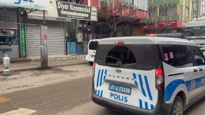 Gaziantep’te kuyumcuyu soyan şahıslar altınlarla birlikte yakalandı