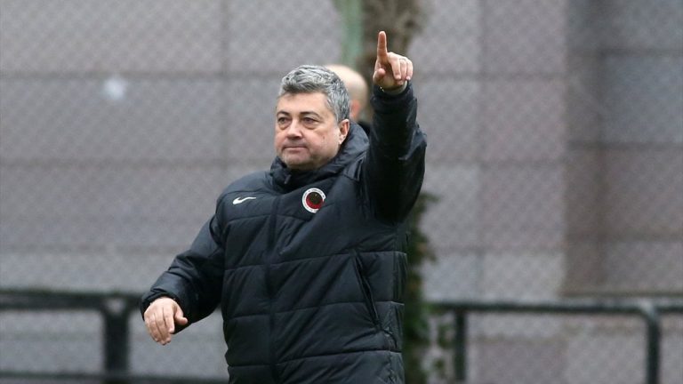 Gençlerbirliği, Levent Şahin ile ilk antrenmanına çıktı