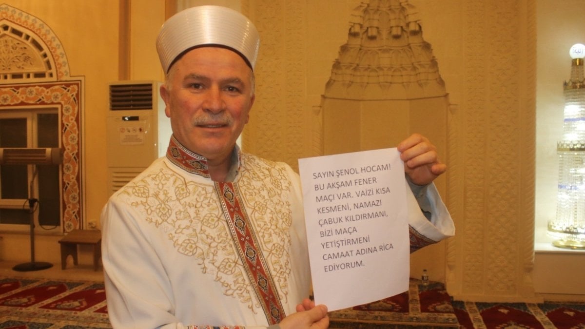 Giresun’da cami imamı gençlerin Fenerbahçe maçı heyecanına kayıtsız kalmadı